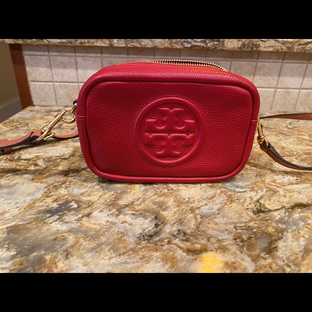 Crossbody bag